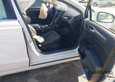 2017 Ford Fusion Hybrid Se z USA, uszkodzony, nr VIN 3FA6P0LU3HR359610